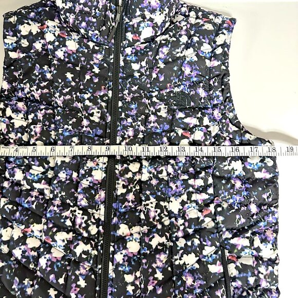 North Face Puff Vest - Picture 11 of 14